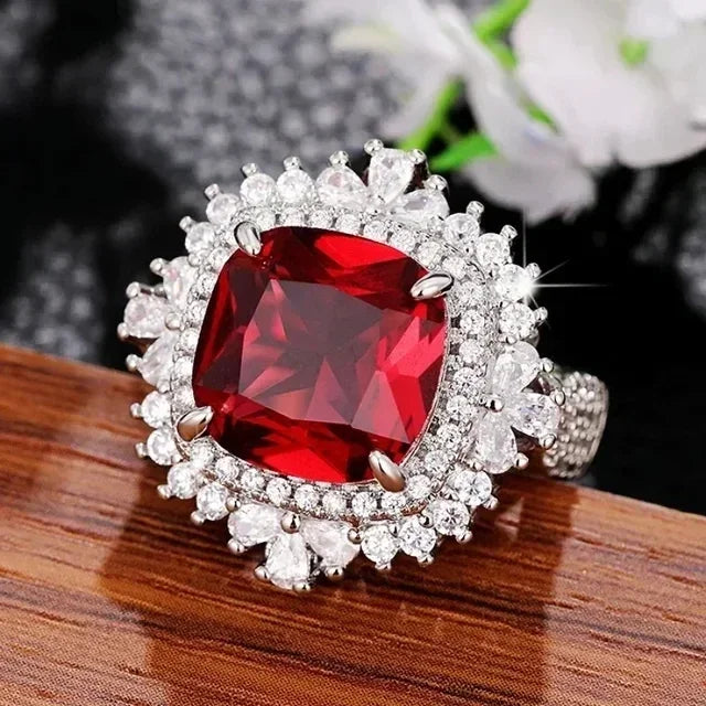 Zenat Sparkling Crystal Zircon Women's Ring