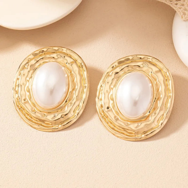 Zenat Round Geometric Stud Earrings – Women Party Gift