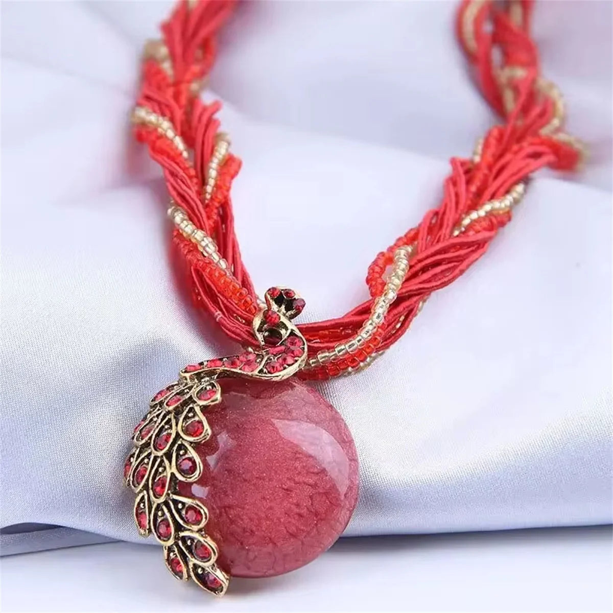 Zenat Elegant Vintage Peacock Tassel Pendant Necklace