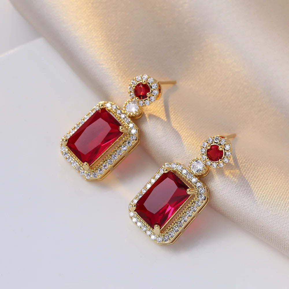 Zenat Exquisite Emerald Necklace Earrings Ring 3 Piece Set