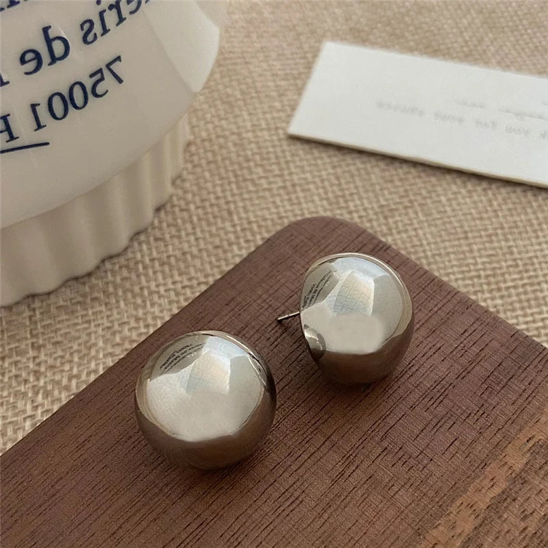 Zenat Brushed Frosted Semicircle Earrings – Luxurious 2023