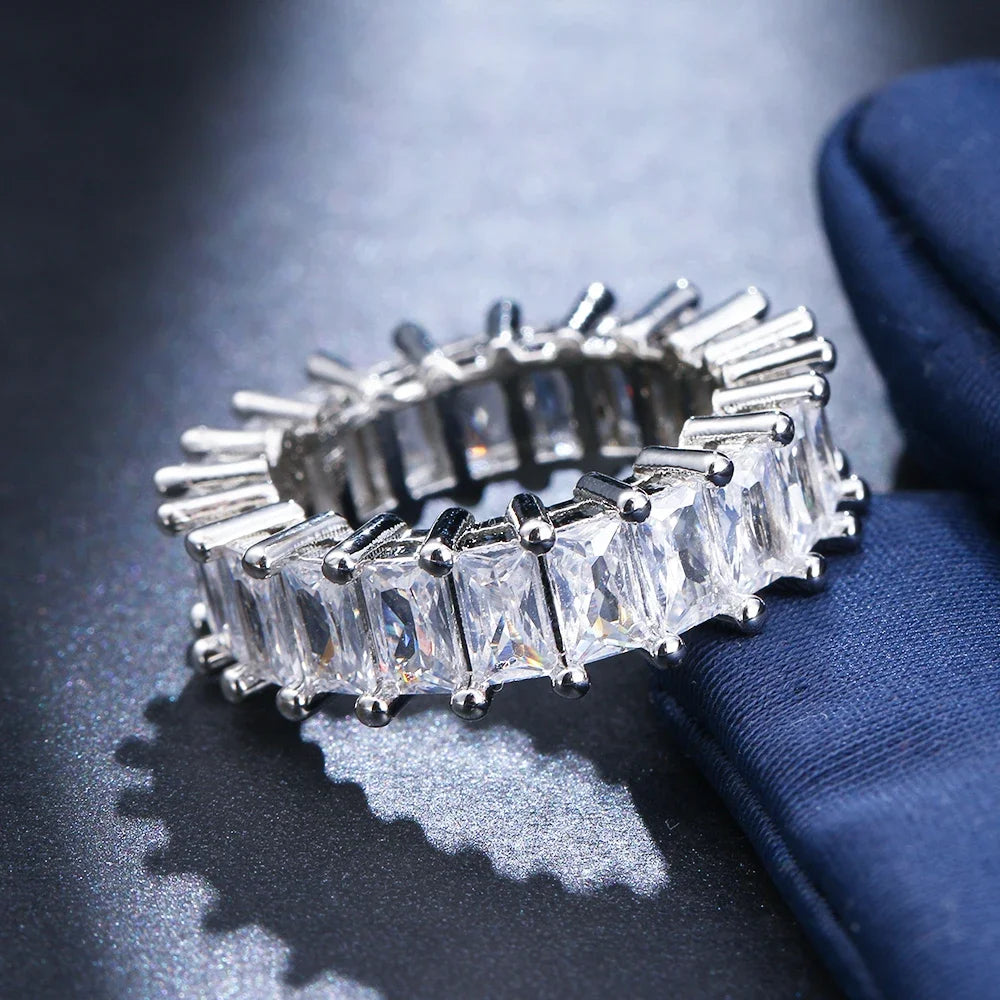 Luxury Female White Crystal Stone  Ring Irregular Zirconia Wedding Rings for Women Trendy Geometric Zircon Engagement Ring