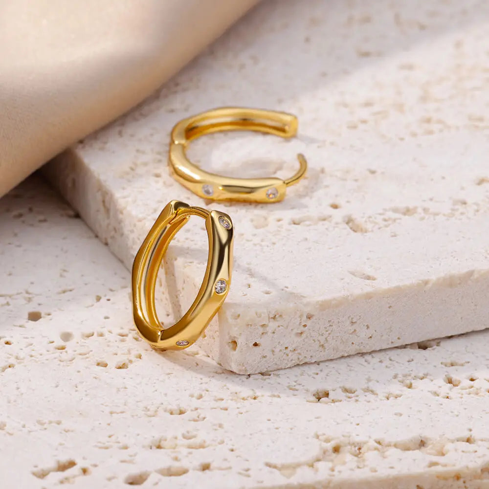 Zenat Elegant Round Hoop Earrings – Luxury Stainless Steel