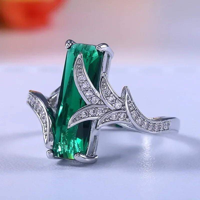 Zenat Green Oval Crystal Party Women's Ring