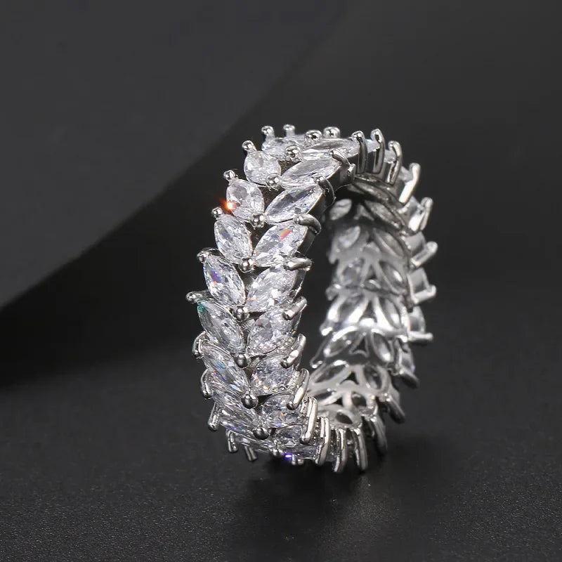Luxury Female White Crystal Stone  Ring Irregular Zirconia Wedding Rings for Women Trendy Geometric Zircon Engagement Ring