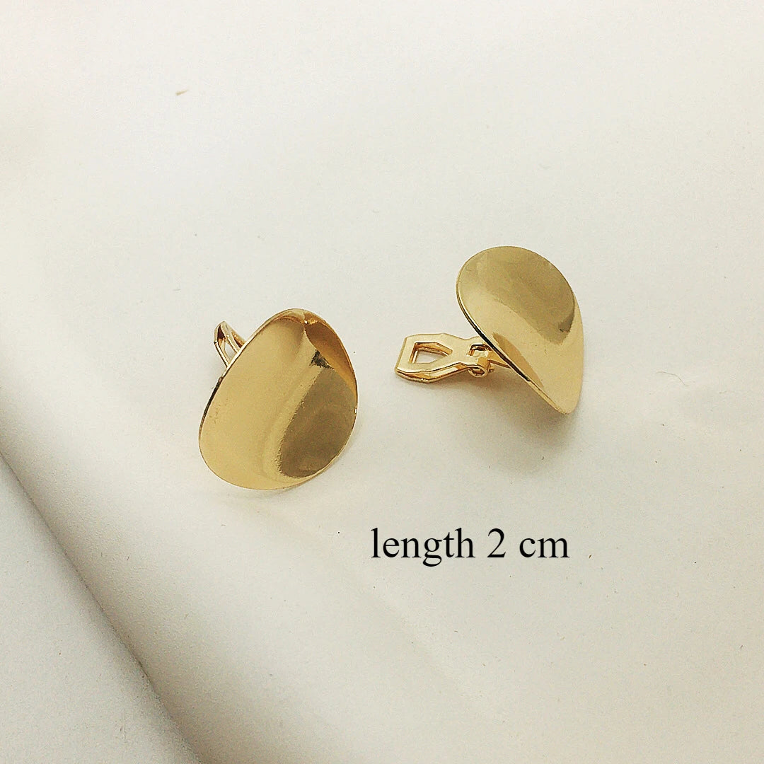 Zenat Golden Woven Clip-On Earrings – Geometric Non-Pierced