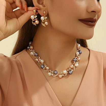 Zenat Luxury Pearl Necklace Leaf Style Set