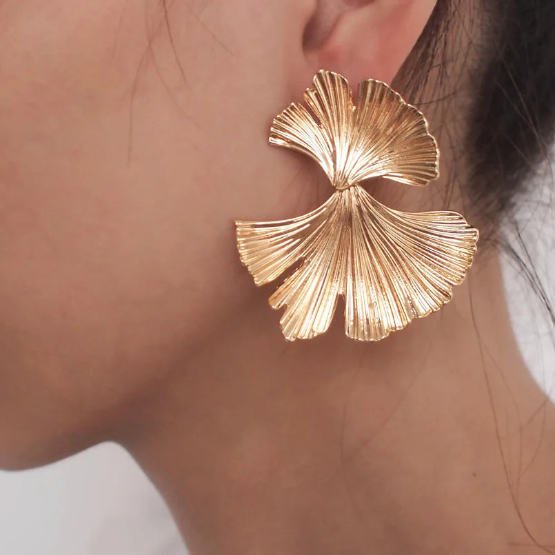 Zenat Geometric Ginkgo Leaf Drop Earrings