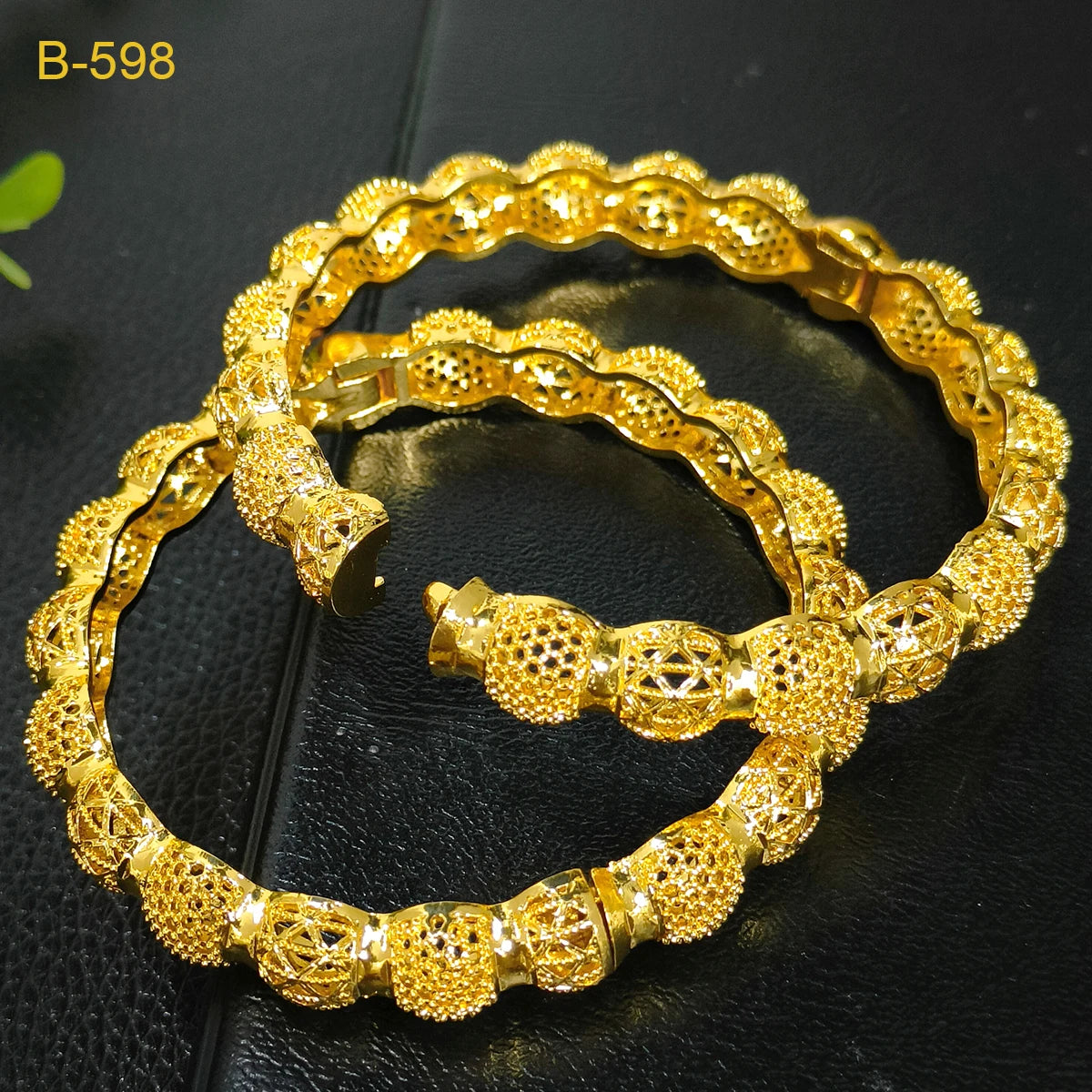 Zenat Luxury 24K Gold Plated Wedding Bangles