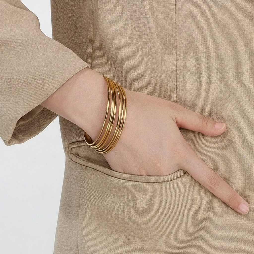 Glossy 18K Gold Plated Stainless Steel Bangle for Women