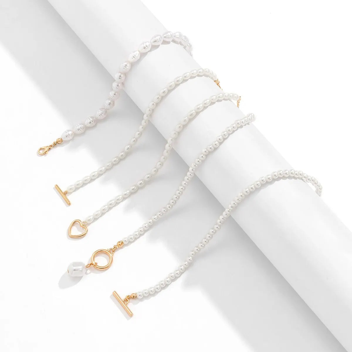 Elegant Vintage Imitation-Pearl Love Heart Pendant Choker Necklace Women Punk OT Buckle Bead Chain Wed Jewelry Y2K Accessories