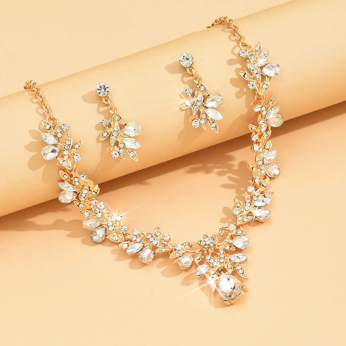 Zenat 3PC Sparkling Leaf Water Drop Jewelry Set