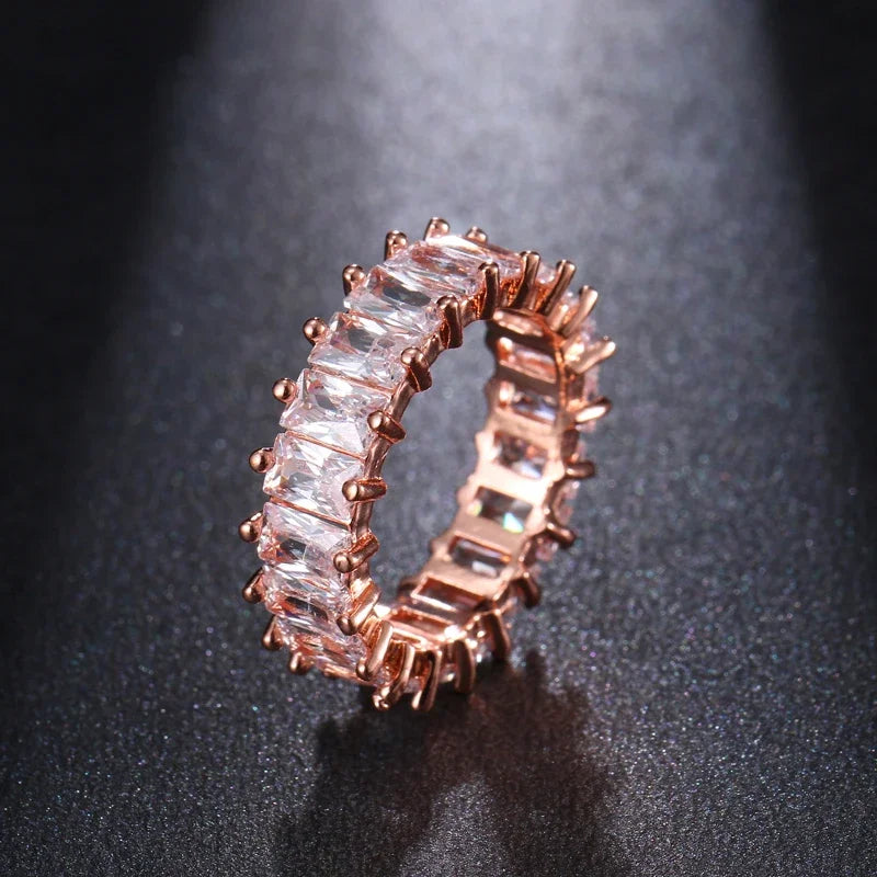 Luxury Female White Crystal Stone  Ring Irregular Zirconia Wedding Rings for Women Trendy Geometric Zircon Engagement Ring