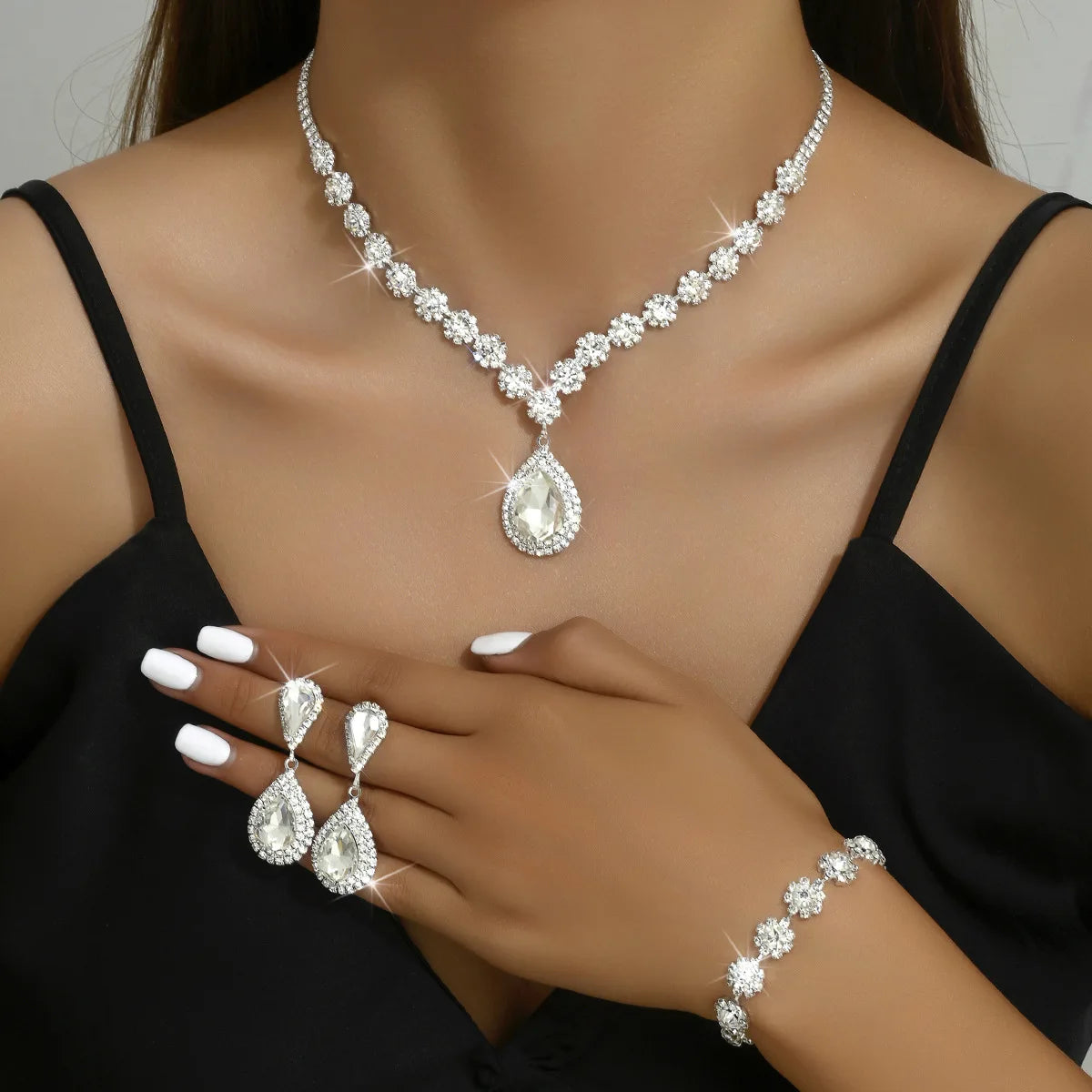 Minimalist Water drops Jewelry Set for Women Crystal Necklace Bracelet Earrings Set Gift Banquet Wedding Anniversary Accessories